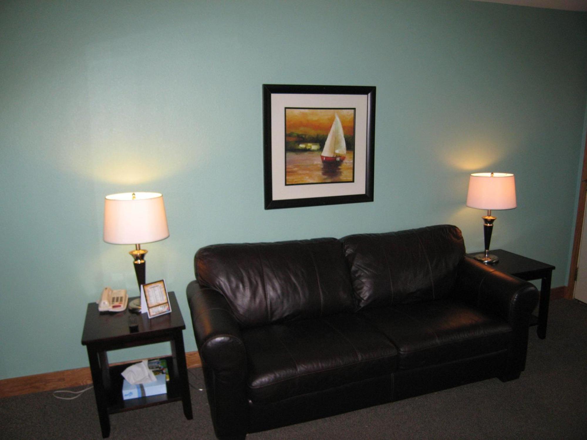 Travelers Lodge Marshall Room photo
